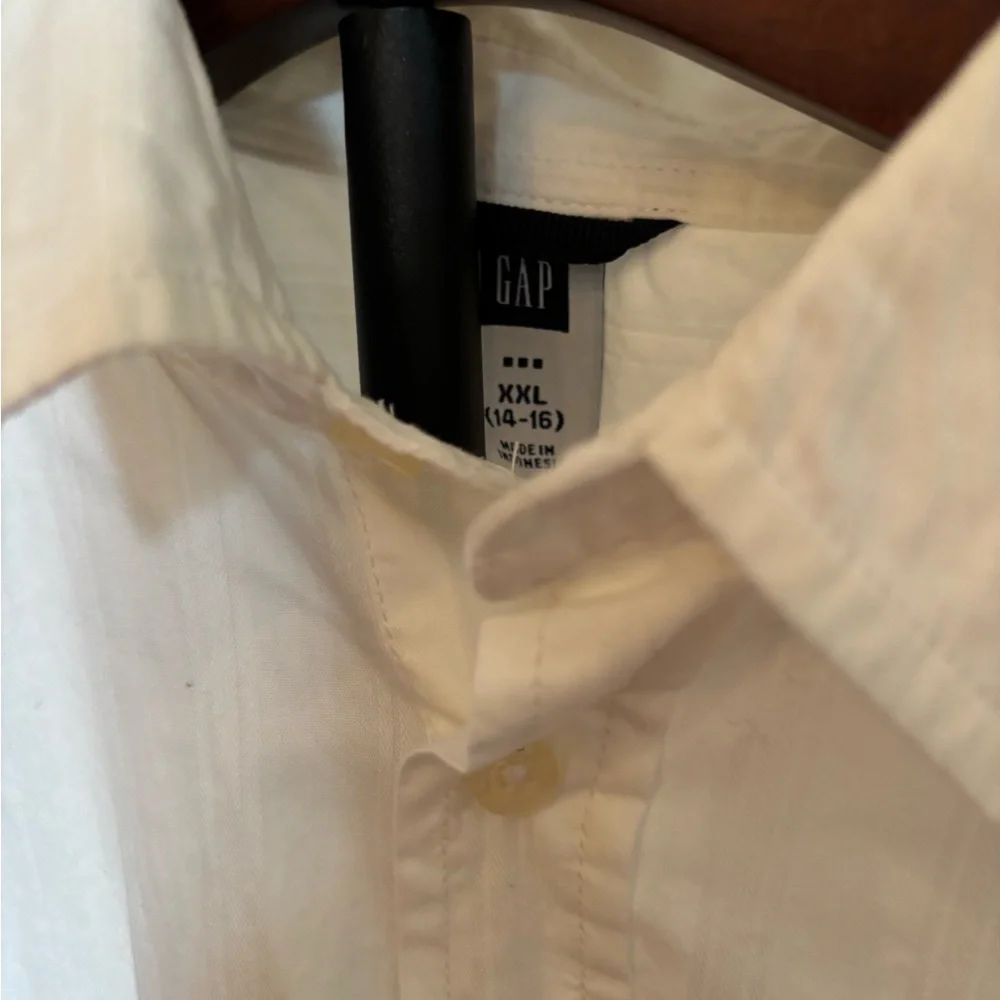 GAP Boys XXL 14-16 White Button Down Shirt‎